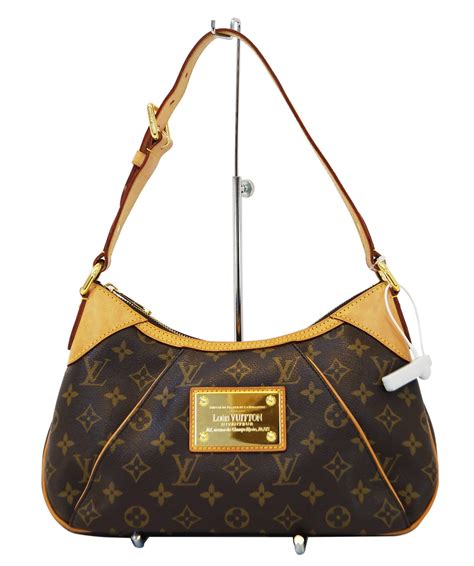 louis vuitton shoulder bag uk.